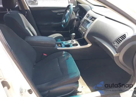 2014 Nissan Altima 2.5 S z USA, uszkodzony, nr VIN 1N4AL3APXEC111207